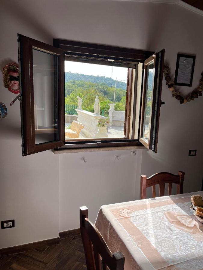 Villa Fiore - Piscina E Idromassaggio Itri Buitenkant foto