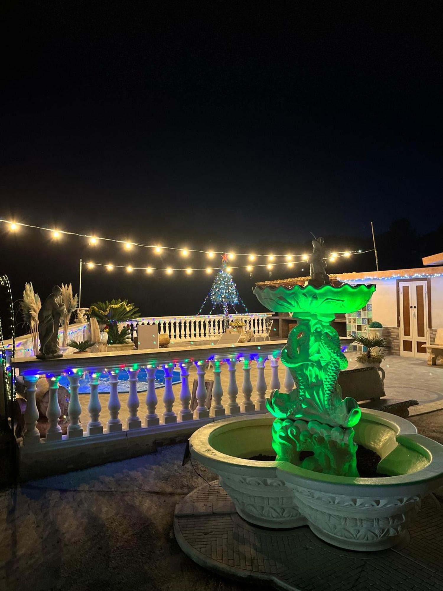 Villa Fiore - Piscina E Idromassaggio Itri Buitenkant foto